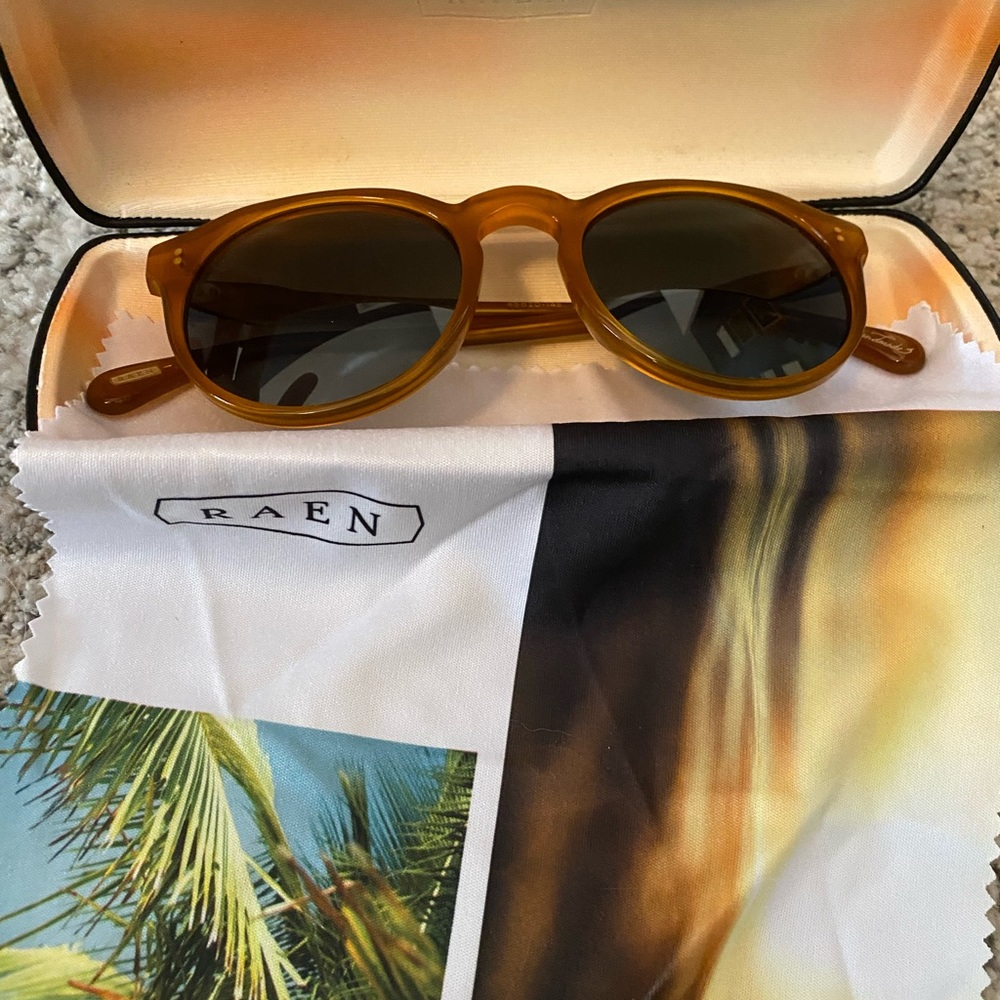 RAEN Remmy honey polarized LIKE NEW